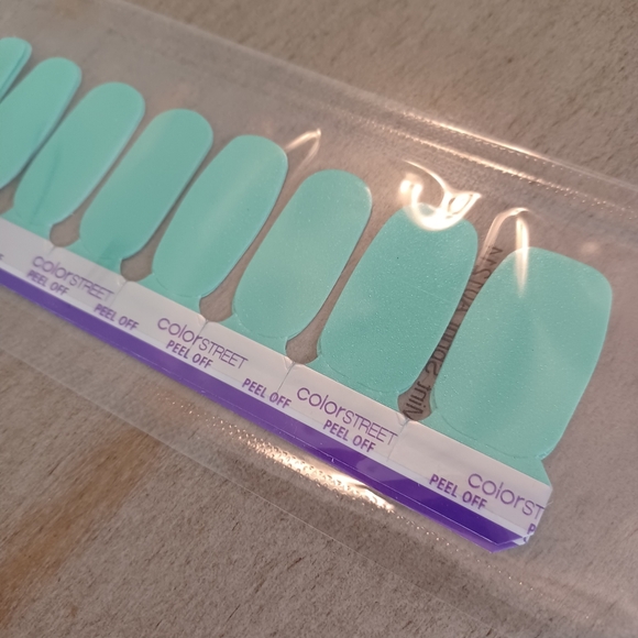Color Street Nail Polish Strips - Mint Sprint - Picture 3 of 5